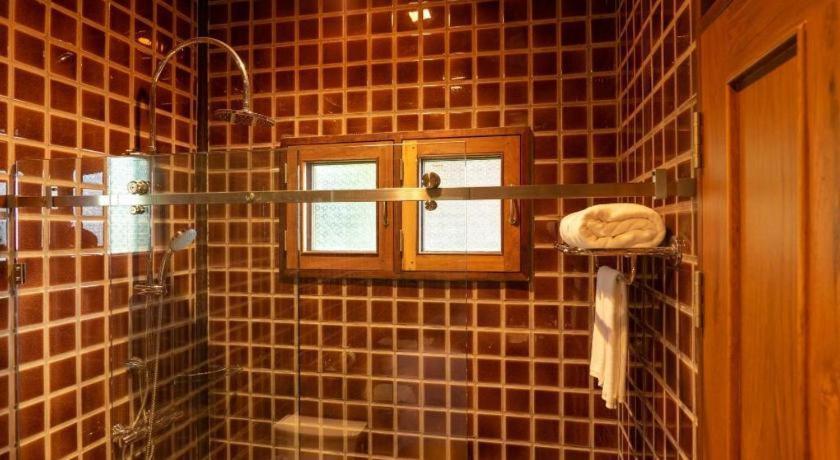 Ruean Racha Ξενοδοχείο Τσιάνγκ Μάι Εξωτερικό φωτογραφία